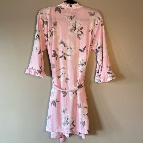 Laura Ashley Floral Robe M Ruffle Pink Sexy Romantic Elegant Sleepwear Lounge - Picture 3 of 4